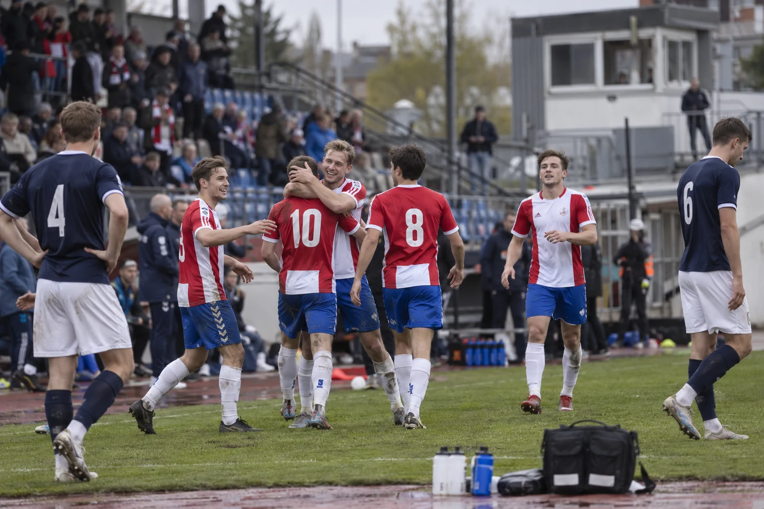 Strømsgodset slo Lyn 5-1 og holder følge i toppen